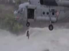 IAF successfully rescues people via helicopter in Chhattisgarh 