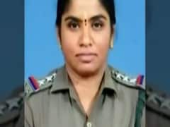Tamil Nadu: पिता के अंतिम संस्कार से पहले महिला अधिकारी ने निभाई स्वतंत्रता दिवस पर अपनी ड्यूटी