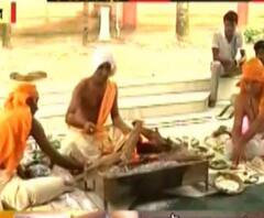 প্রণব মুখোপাধ্যায়ের সুস্থতা কামনায় বীরভূমের জপেশ্বর মন্দিরে পুজো 