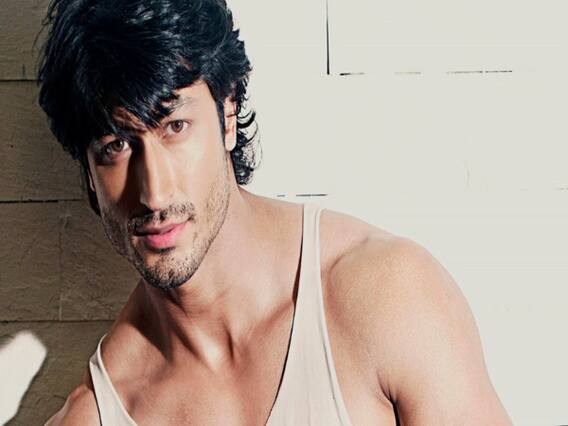 Vidyut Jammwal's PRs edit ques asked by ABP News in an interview