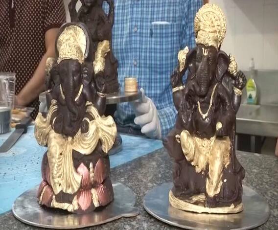 Bappa Majha 2020 | पंजाबच्या लुधियानात 40 किलो वजनाचा चॉकलेटचा बाप्पा