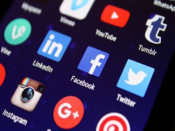 Understand reality of social media scam | Ghanti Bajao 