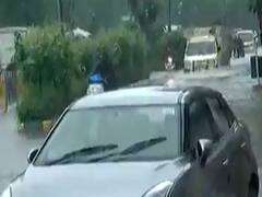 સુરતઃ લીંબાયત ઝોનના મોડલ ટાઉન વિસ્તારમાં ખાડીના પાણી ફરી વળ્યા, જુઓ વીડિયો