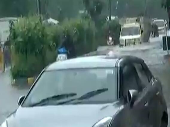 સુરતઃ લીંબાયત ઝોનના મોડલ ટાઉન વિસ્તારમાં ખાડીના પાણી ફરી વળ્યા, જુઓ વીડિયો