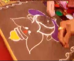 Bappa Majha 2020 | कलर्स मराठीवरील 'स्वामिनी' मालिकेतील कलाकारांनी रांगोळीतून साकारला बाप्पा!