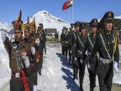 रक्षा मंत्रालय ने माना- पूर्वी लद्दाख में स्थिति ‘संवेदनशील’ | India-China Border Tension