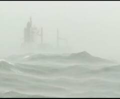 Monsoon Update | पालघर जिल्ह्यातील 250 ते 300 बोटी समुद्रात अडकल्या