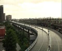 সাপ্তাহিক লকডাউন : শুনশান মা ফ্লাইওভার, জনশূন্য শোভাবাজার ফেরি ঘাট