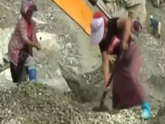 EPFO to pay 8.5% interest rate for FY20 in 2 installments