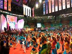 સુરત મનપાએ ઈન્ડોર સ્ટેડિયમમાં ગરબાના આયોજન માટે બહાર પાડ્યા ટેન્ડર, જુઓ વીડિયો