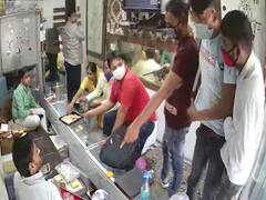 UP में बेखौफ बदमाश... लूट की पूरी वारदात हुई कैमरे में कैद | Ghanti Bajao