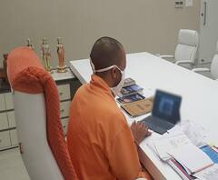 Hathras के हैवानों पर सख्त हुए CM Yogi, पीड़ित के पिता से की बात| Pradesh Prime| ABP Ganga