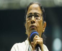 মূর্তি ভাঙার প্রসঙ্গ টেনেই ঈশ্বরচন্দ্র বিদ্যাসাগরের দ্বিশত জন্মবার্ষিকী উপলক্ষে ট্যুইটে শ্রদ্ধাজ্ঞাপন মুখ্যমন্ত্রীর 