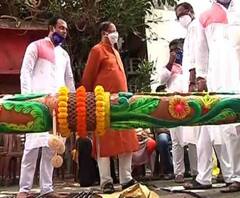 দোরগোড়ায় মহালয়া, তার আগে আজ আদি বালিগঞ্জ সার্বজনীন ও বালিগঞ্জ ২১ পল্লিতে হল খুঁটিপুজো 