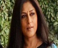  অনুরাগ কাশ্যপের বিরুদ্ধে ব্যবস্থা নেওয়ার দাবিতে গাঁধী মূর্তির পাদদেশে রূপা গঙ্গোপাধ্যায়ের অবস্থান বিক্ষোভ