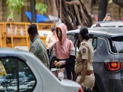 SSR Case: ड्रग्स केस में Rhea Chakraborty गिरफ्तार