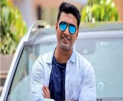 শিক্ষার ভার নিলেন শিক্ষক হতে চাওয়া দুঃস্থ ছাত্রীর, অভাবের সংসারে দেব হয়ে উঠেছেন দীপক!