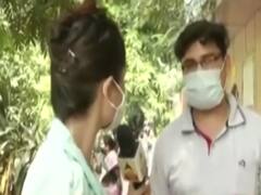 Ground Report: सावधानी के साथ Delhi में कराया जा रहा NEET Exam | Corona