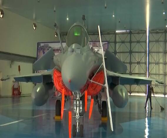 Rafale Fighter Jet | चीनसोबत संघर्षाच्या पार्श्वभूमीवर राफेलमुळे देशाची ताकद वाढणार