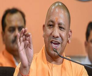 CM Yogi ने पेंशनधारकों को दी बड़ी सौगात, लाभार्थियों के खाते में 1500 ट्रांसफर| Ganga Prime | ABP
