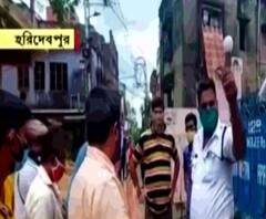 বেপরোয়া দুষ্কৃতী তাণ্ডব! হরিদেবপুরে প্রকাশ্যে মদ্যপানের প্রতিবাদ করায় আক্রান্ত দোকান মালিক, ধৃত ২