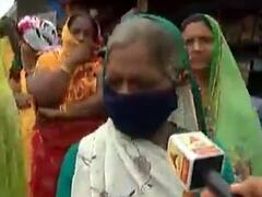 રાજકોટના વેલનાથમાં પ્રાથમિક સુવિધાના અભાવે સ્થાનિકોએ કર્યો અનોખો વિરોધ, જુઓ વીડિયો