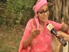 Bihar Elections 2020: पलायन, रोजगार और गरीबी जैसे मुद्दों पर नेहा सिंह का ये गाना वायरल है