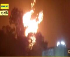 গুজরাত: সুরাতে ওএনজিসি প্ল্যান্টে ভয়াবহ বিস্ফোরণ, অগ্নিকাণ্ডের কারণে বন্ধ গাড়ি চলাচল