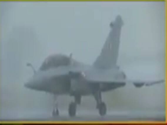 રાફેલ લડાકૂ વિમાન વિધિવત રીતે વાયુસેનામાં સામેલ, ફ્રાંસના સંરક્ષણમંત્રી રહ્યા હાજર, જુઓ વીડિયો