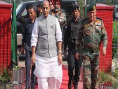 Moscow में Rajnath Singh का हुआ भव्य स्वागत... China को दिया India ने साफ संदेश