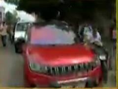 રાજકોટમાં સ્કૂલ ફી માફીની માંગ સાથે NSUI દ્વારા વિરોધ પ્રદર્શન, જુઓ વીડિયો