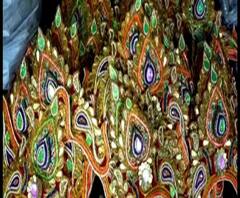 সামনে পুজো, তাও করোনা আবহে কর্মহীনতায় ভুগছে পূর্ব মেদিনীপুরের পটাশপুরের প্রতিমা সাজের কারখানার শ্রমিকরা