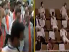 રાજનેતાઓના કાર્યક્રમમાં સોશિયલ ડિસ્ટન્સિંગના નિયમ ભંગનો મુદ્દો ગૃહમાં ઉઠ્યો, જુઓ વીડિયો