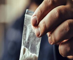 पहाड़ पर कौन पहुंचा रहा नशे की खेप?| Uttarakhand Prime| ABP Ganga