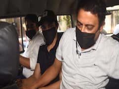 NCB Showik औऱ Samuel को लेकर Mumbai के Esplanade Court पहुंची 