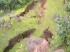 વલસાડના કપરાડાના ગિરનારા ગામે એક કિમી જમીન ફાટતા લોકો ભયભીત, જુઓ વીડિયો