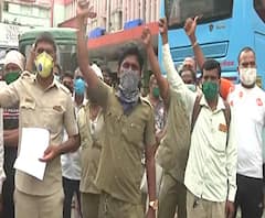 ST Employee Protest | कामगारांना सेवा समाप्तीची ऑर्डर, परळ डेपोत एसटी कर्मचाऱ्यांचं आंदोलन 