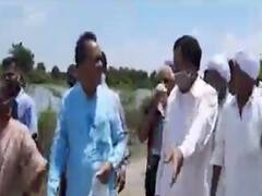 પાટણ જિલ્લામાં અસરગ્રસ્ત વિસ્તારોમાં ખેડૂતોની વ્હારે આવ્યા કોગ્રેસના નેતાઓ