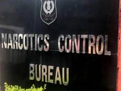 NCB & Mumbai Police teams reach Rhea Chakraborty's house to issue summon