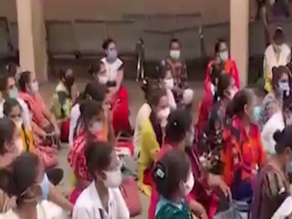 રાજકોટમાં આરોગ્ય વિભાગના કોન્ટ્રાક્ટ પર કામ કરતા કર્મચારીઓ હડતાળ પર, જુઓ વીડિયો