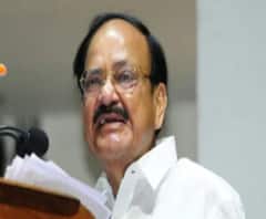 সংসদে বক্তব্যের সময় মুখে মাস্ক নেই কেন? প্রশ্নের মুখে রাজনাথ, সঞ্জয় রাউত