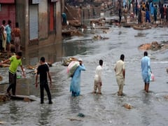 Pakistan's Karachi heavily flooded, put into darkness after heavy rains | Namaste Bharat (01.09.2020)
