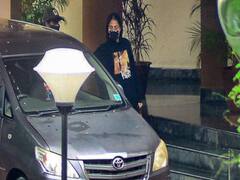 शोविक, Samuel Miranda के जरिये Sushant Singh Rajput के लिए ड्रग्स मंगवाती थी Rhea Chakraborty: सूत्र