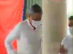 રાજકોટ જિલ્લા પંચાયતના આરોગ્ય અધિકારી સામે કાર્યવાહી કરવા કેબિનેટ મંત્રી કુંવરજી બાવળીયાએ કરી ફરિયાદ, જુઓ વીડિયો