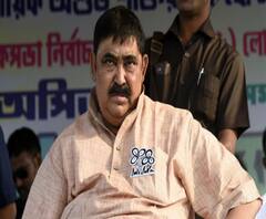 'ভোট না দেয় না দিক, রাস্তাটা করে দেব', তৃণমূল কর্মীর অভিযোগে সুর নরম অনুব্রতর 