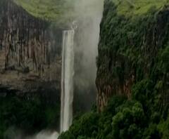 Beed Waterfall | दोन दिवस पडलेल्या पावसानं सौताडा धबधब्याला मनमोहक रुप, ड्रोन कॅमेऱ्याने टिपलेलं विहंगम दृश्य!