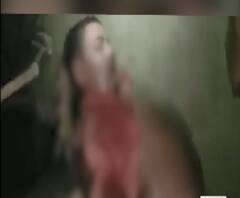 बकरी चुराने आए चोर को ग्रामीणों ने पीटा,सोशल मीडिया पर पिटाई का वीडियो वायरल