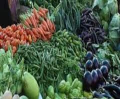 'সবজির দাম আগুন কিন্তু খেতে তো হবেই', নাভিশ্বাস ক্রেতাদের