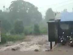 સુરતના ઉમરપાડામાં આભ ફાટ્યું, માત્ર 2 કલાકમાં 11 ઈંચ વરસાદ ખાબક્યો, જુઓ વીડિયો