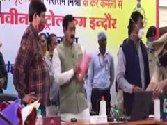 नरोत्तम मिश्रा अपने बयान से पलटे... मास्क को लेकर पहले कुछ औऱ अब कुछ | Namaste Bharat 